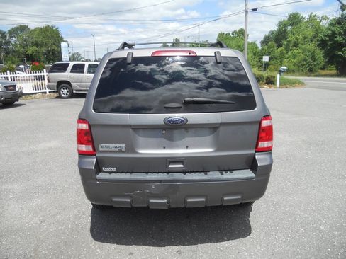 Used 2011 Ford Escape XLT w/ 202A Rapid Spec Order Code FWD image 8