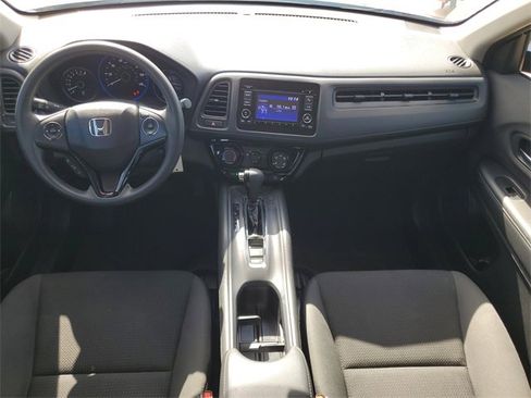 Used 2021 Honda HR-V LX image 30