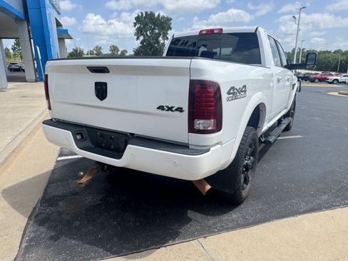 Used 2018 RAM 2500 Laramie w/ Sport Appearance Group AWD/4WD image 4