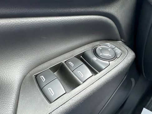 Used 2020 Chevrolet Equinox LT AWD/4WD image 9