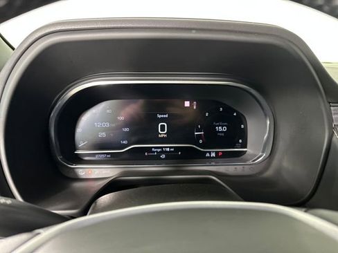 Used 2022 GMC Yukon SLT image 17