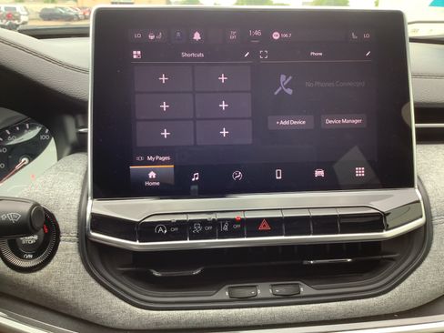 Used 2023 Jeep Compass Latitude w/ Convenience Group AWD/4WD image 21