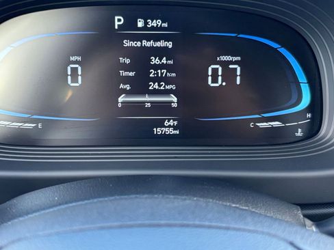 Used 2025 Hyundai Venue SEL image 39