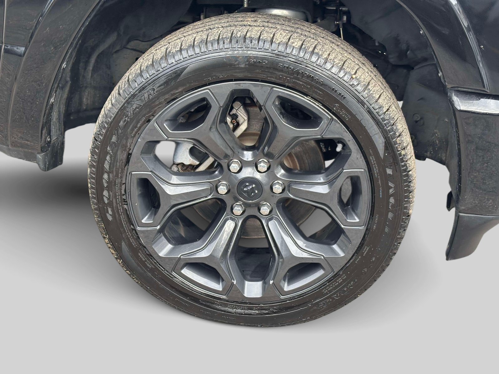 Used 2024 RAM 1500 Limited AWD/4WD image 9