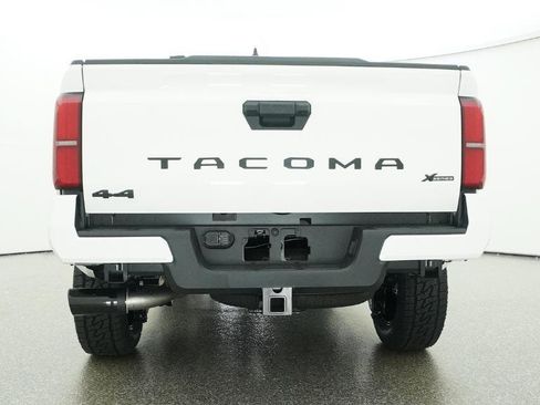 New 2026 Toyota Tacoma SR5 AWD/4WD image 40
