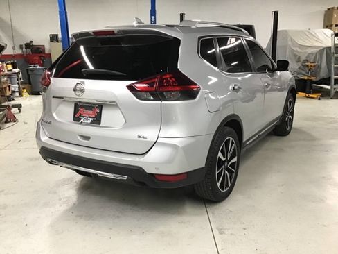 Used 2019 Nissan Rogue SL FWD image 5