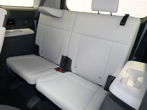 Used 2025 Hyundai Santa Fe Calligraphy image 27