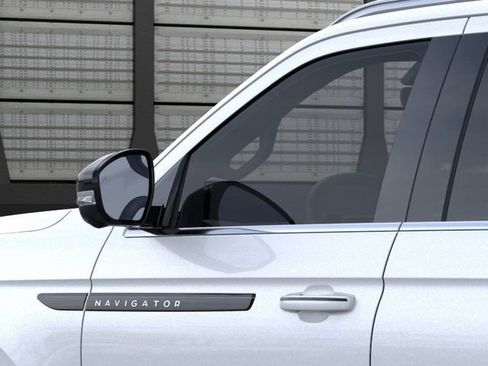 New 2026 Lincoln Navigator L Black Label AWD/4WD image 20