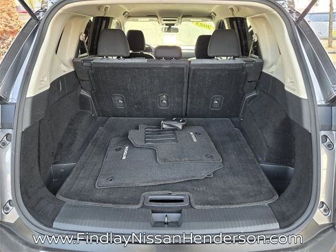 Used 2023 Nissan Rogue SV image 16