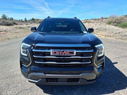 New 2026 GMC Terrain Elevation w/ Elevation Premium Package AWD/4WD image 8