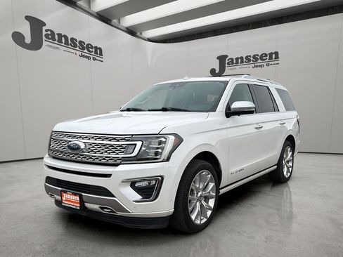 Used 2019 Ford Expedition Platinum AWD/4WD image 8