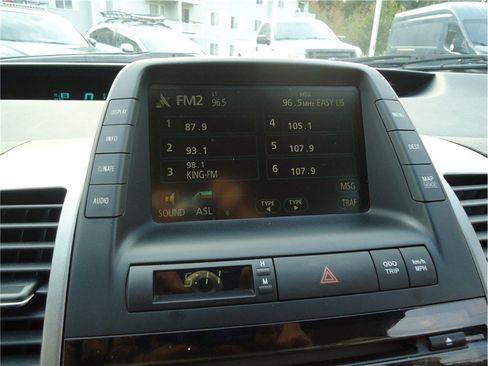 Used 2007 Toyota Prius w/ Pkg 6 FWD image 25