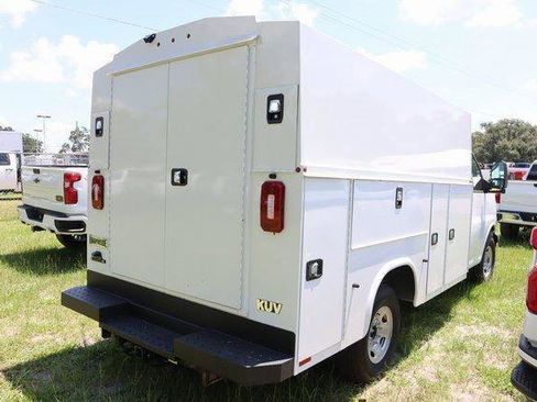 New 2025 Chevrolet Express 3500 w/ Power Convenience Package RWD image 4