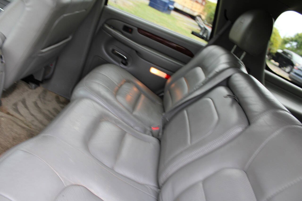 Used 2002 Cadillac Escalade AWD image 31