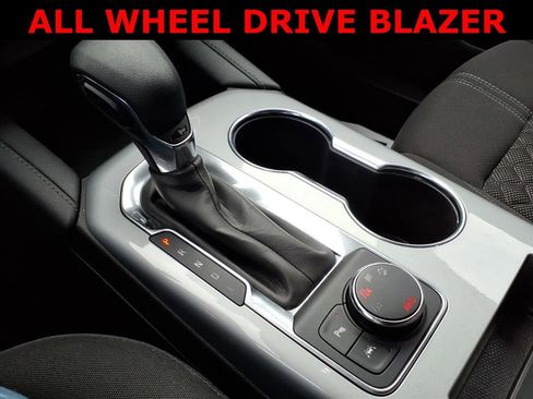 Used 2022 Chevrolet Blazer LT AWD/4WD image 19