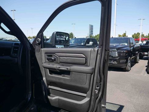 New 2026 RAM 3500 Limited image 29