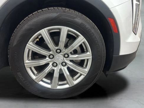 Used 2019 Cadillac XT4 Premium Luxury w/ Cold Weather Package FWD image 29
