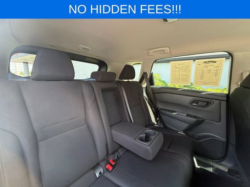 Used 2025 Nissan Rogue S FWD image 28