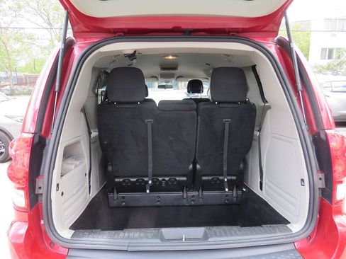 Used 2014 Dodge Grand Caravan SE w/ Quick Order Package 29E SE FWD image 22