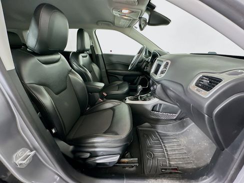 Used 2018 Jeep Compass Latitude w/ Popular Equipment Group image 31