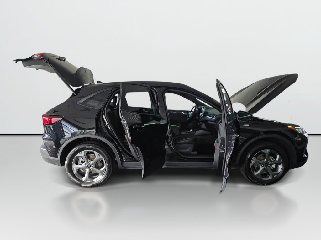 Used 2025 Ford Escape ST-Line Select AWD/4WD image 9