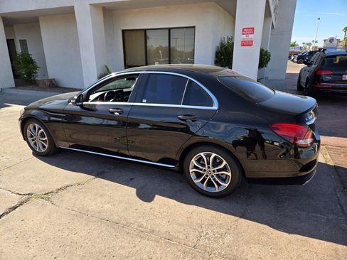 Used 2018 Mercedes-Benz C 300 Sedan image 3
