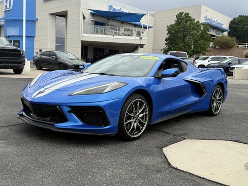 Used 2024 Chevrolet Corvette Stingray Preferred Cpe w/ Z51 Performance Package RWD image 9