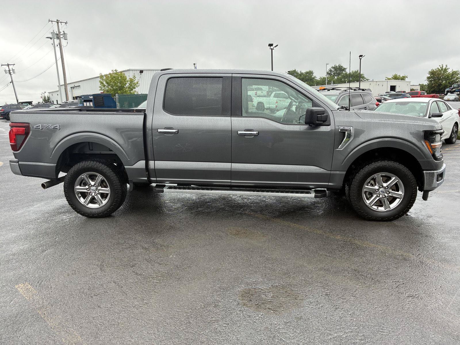 Used 2024 Ford F150 XLT AWD/4WD image 8