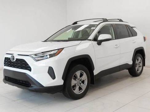 Used 2023 Toyota RAV4 XLE AWD/4WD image 21