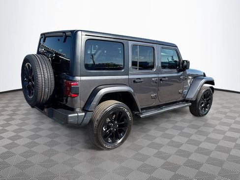 Used 2021 Jeep Wrangler Unlimited Sahara w/ Cold Weather Group AWD/4WD image 6