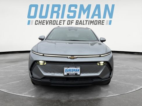 New 2026 Chevrolet Equinox EV LT image 8