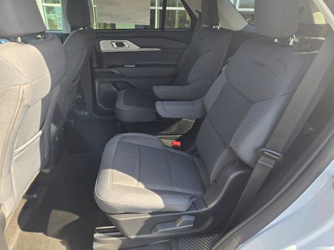 New 2026 Ford Explorer Active image 13