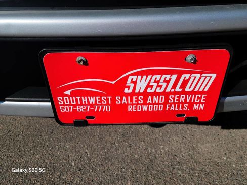 Used 2018 Ford F150 Platinum w/ Equipment Group 701A Luxury image 2