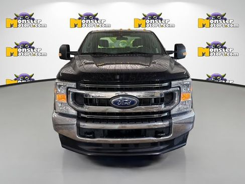 Used 2021 Ford F350 XLT AWD/4WD image 2