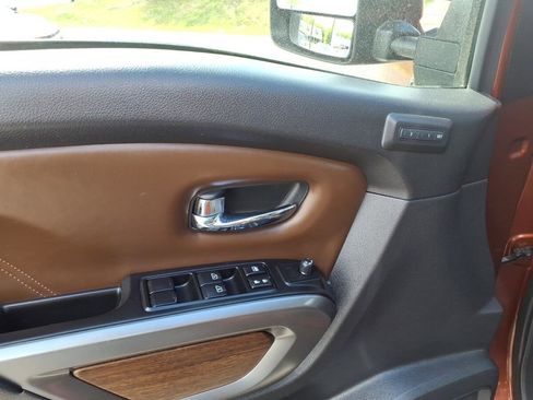 Used 2019 Nissan Titan Platinum Reserve w/ Platinum Utility Package AWD/4WD image 24