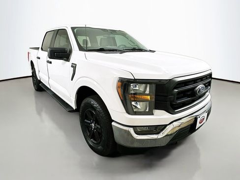 Used 2023 Ford F150 XL w/ Trailer Tow Package image 3