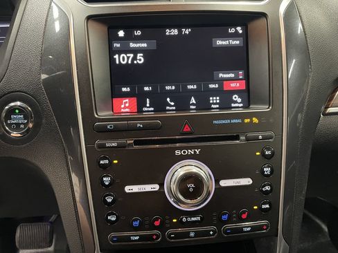 Used 2017 Ford Explorer Limited AWD/4WD image 19