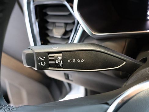 Used 2023 GMC Canyon Elevation w/ Convenience Package image 16