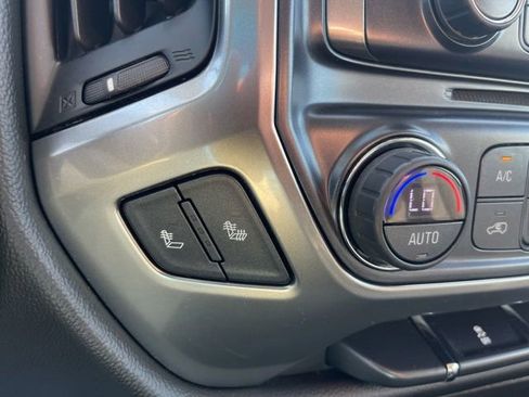 Used 2017 Chevrolet Silverado 1500 LT w/ All Star Edition AWD/4WD image 28