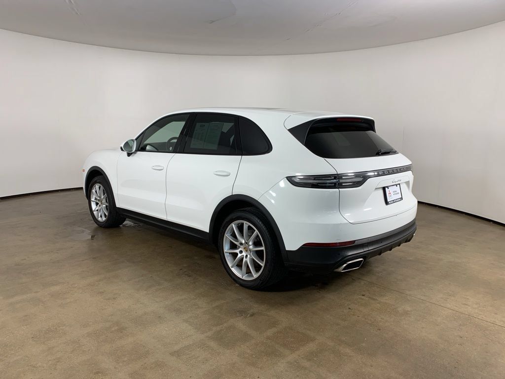 Used 2022 Porsche Cayenne AWD/4WD image 14