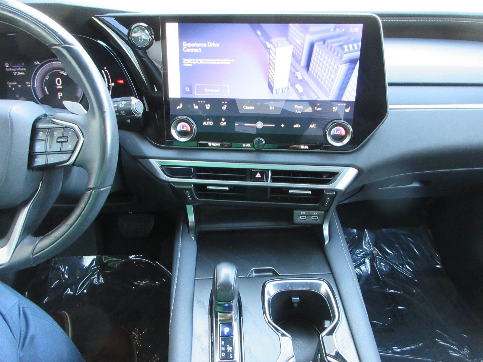 Used 2024 Lexus RX 350h w/ Accessory Package (Z1) AWD/4WD image 35