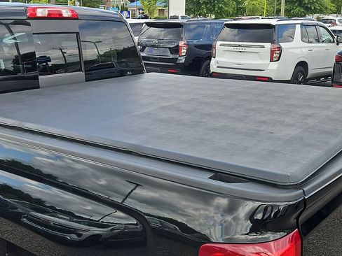 Certified 2018 Chevrolet Silverado 1500 LTZ Z71 w/ LTZ Plus Package AWD/4WD image 24