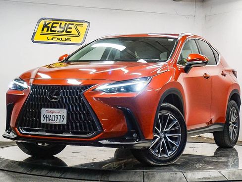 Certified 2024 Lexus NX 250 FWD w/ Premium Package image 2