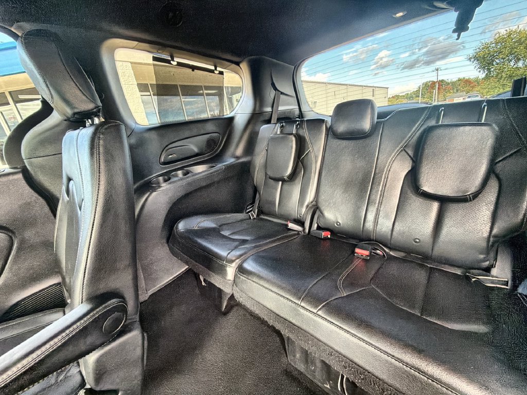 Used 2020 Chrysler Pacifica Touring-L Plus w/ Advanced Safetytec Group FWD image 23