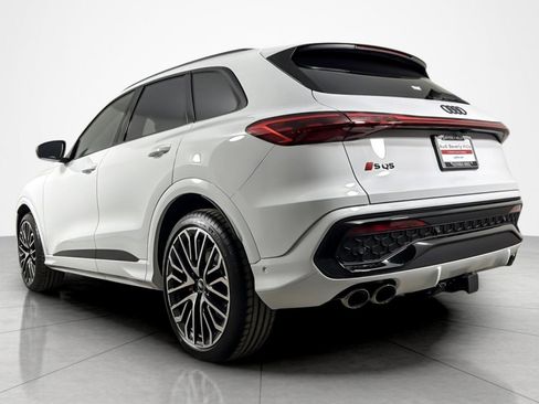 New 2025 Audi SQ5 Premium Plus image 4