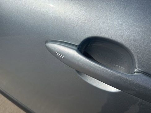 Used 2024 Toyota Corolla Cross XLE image 9