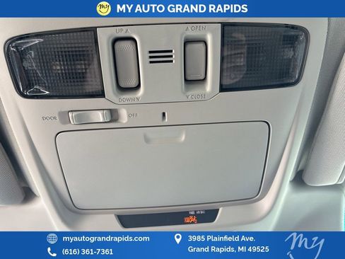 Used 2015 Subaru Legacy 3.6R Limited image 9