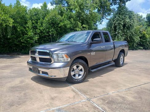 Used 2014 RAM 1500 Classic SLT RWD image 14