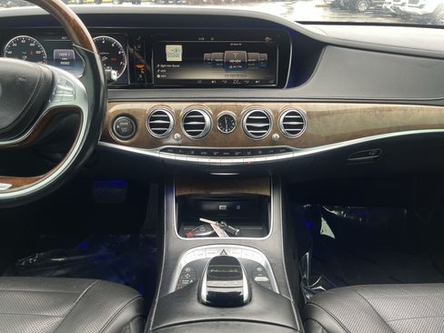 Used 2016 Mercedes-Benz S 550 4MATIC Sedan image 25