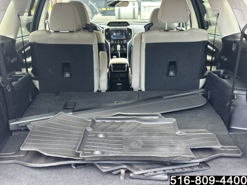 Used 2021 Subaru Ascent Premium w/ Convenience Package AWD/4WD image 23